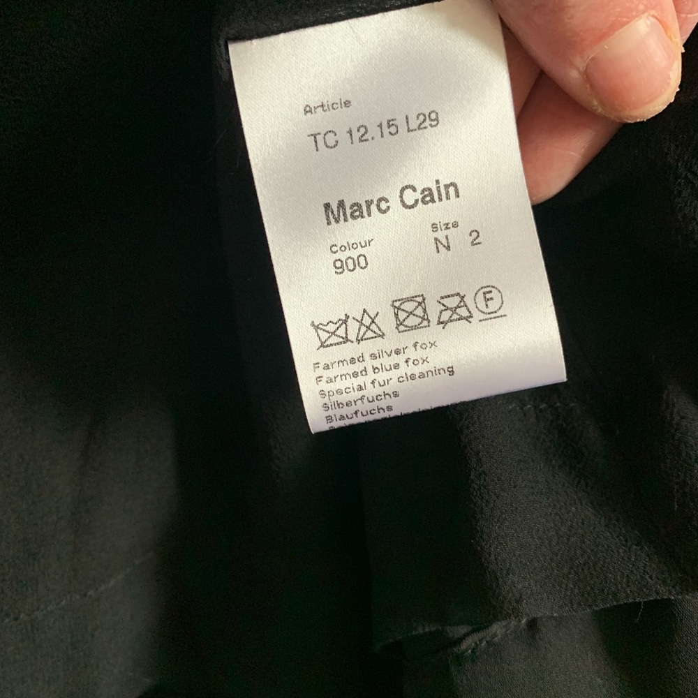 🖤SOLD🖤 Marc Cain Black Silver Fox with 100% silk lining S - Picture 5 of 7